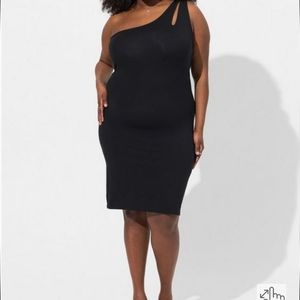 Torrid Black Foxy Cutout One Shoulder Sleeveless Dress Plus Size 4X NWT